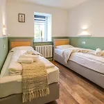 Bala House 3*
