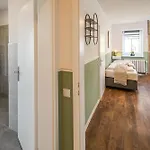 Bala House מלון דירות 3*