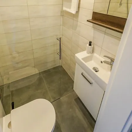 Aparthotel Bala House 3*